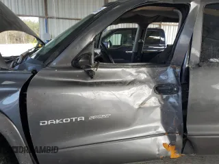 2002 Dodge Dakota Sport with VIN 1B7HG38N12S515919, listed as a Copart auction lot 42930835 with 180,701 mi miles and Salvage Title. Bid and sale history available at carsss.com. Image 7.