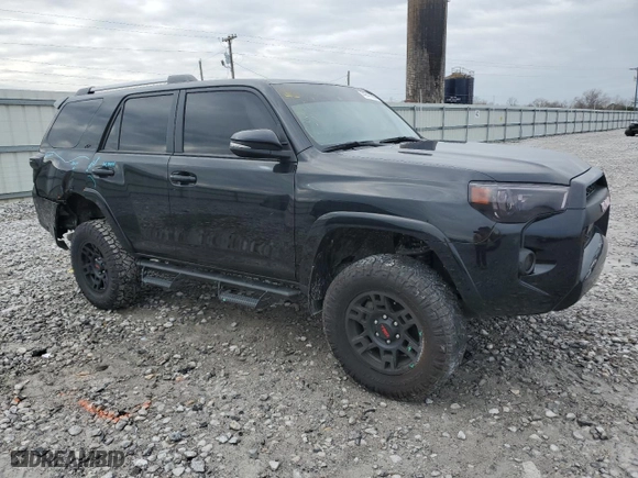 2024 Toyota 4Runner SR5 Premium with VIN JTENU5JR7R6250717, listed as a Copart auction lot 44840995 with 16,336 mi miles and Salvage Title. Bid and sale history available at carsss.com. Image 4.
