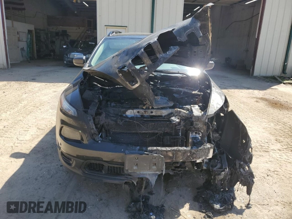 2015 Jeep Cherokee Sport z VIN 1C4PJMAB7FW673828, wystawiony jako Copart lot #55043725 z przebiegiem Nie podano mil oraz Szkoda całkowita • Salvage title. Historia ofert i sprzedaży dostępna na DreamBid. Obrazek 5.