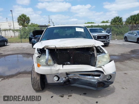 2007 Ford F-150 XLT with VIN 1FTPX14V97FA78483, listed as a IAAI auction lot 42118945 with 326,040 mi miles. Bid and sale history available at carsss.com. Image 6.