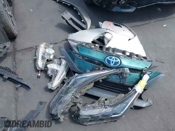 2017 Toyota Prius Plus z VIN JTDKARFPXH3057525, wystawiony jako IAAI lot #42356340 z przebiegiem 149 939 mil mil oraz . Historia ofert i sprzedaży dostępna na DreamBid. Obrazek 12.
