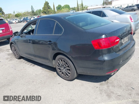 2011 Volkswagen Jetta Sedan SE w/Convenience & Sunroof PZEV with VIN 3VWDZ7AJ2BM133265, listed as a IAAI auction lot 41974851 with 115,144 mi miles. Bid and sale history available at carsss.com. Image 3.