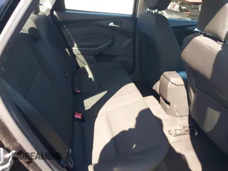 2015 Ford Focus SE with VIN 1FADP3F23FL313614, listed as a IAAI auction lot 42153320 with 121,346 mi miles. Bid and sale history available at carsss.com. Image 8.
