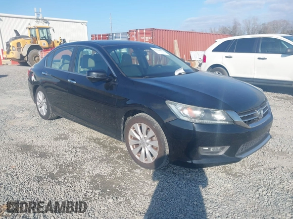 2013 Honda Accord Sdn EX-L with VIN 1HGCR2F85DA147590, listed as a IAAI auction lot 41532019 with 166,433 mi miles. Bid and sale history available at carsss.com. Image 1.