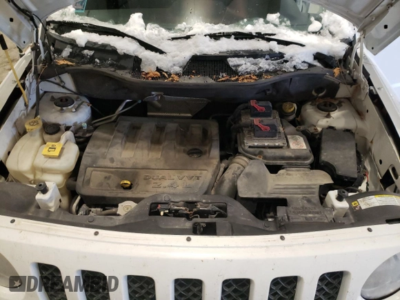 2011 Jeep Patriot Latitude X with VIN 1J4NF4GB2BD263910, listed as a Copart auction lot 84872014 with 162,067 mi miles and Salvage Title. Bid and sale history available at DreamBid. Image 12.