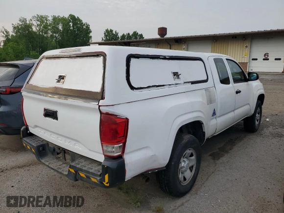 2016 Toyota Tacoma SR with VIN 5TFRX5GN0GX068592, listed as a Copart auction lot 58856895 with 226,822 mi miles and Clean title. Bid and sale history available at DreamBid. Image 3.