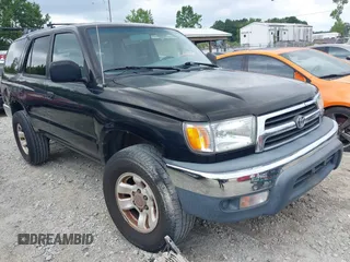 2000 Toyota 4Runner SR5 z VIN JT3HN86RXY0308057, wystawiony jako IAAI lot #42388038 z przebiegiem 261 007 mil mil oraz . Historia ofert i sprzedaży dostępna na DreamBid. Obrazek 6.