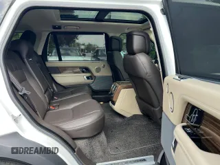 2018 Land Rover Range Rover z VIN SALGS5RE9JA394381, wystawiony jako Copart lot #60938815 z przebiegiem 104 207 mil mil oraz Czysty tytuł • Clean title. Historia ofert i sprzedaży dostępna na DreamBid. Obrazek 6.