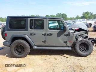 2019 Jeep Wrangler Unlimited Sport S с VIN 1C4HJXDG3KW662946, выставлен на аукционе IAAI как лот 42157025 с пробегом 26 096 миль миль и . История ставок и продаж доступна на DreamBid. Изображение 12.