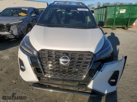 2022 Nissan Kicks SR with VIN 3N1CP5DV0NL479318, listed as a Copart auction lot 81452434 with 56,857 mi miles and Clean Title. Bid and sale history available at carsss.com. Image 5.