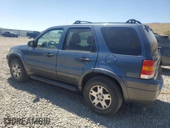 2005 Ford Escape XLT with VIN 1FMCU93105KA43061, listed as a Copart auction lot 62324555 with 121,517 mi miles and Salvage title. Bid and sale history available at DreamBid. Image 2.