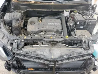 2021 Chevrolet Equinox Premier z VIN 2GNAXNEV9M6136701, wystawiony jako Copart lot #57288215 z przebiegiem 62 808 mil mil oraz Szkoda całkowita • Salvage title. Historia ofert i sprzedaży dostępna na DreamBid. Obrazek 11.