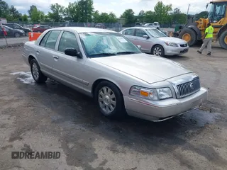 2008 Mercury Grand Marquis LS z VIN 2MEHM75V68X601123, wystawiony jako IAAI lot #42214809 z przebiegiem Nie podano mil oraz . Historia ofert i sprzedaży dostępna na DreamBid. Obrazek 1.