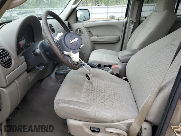 2007 Jeep Liberty Sport z VIN 1J4GL48K27W603469, wystawiony jako Copart lot #52165875 z przebiegiem 76 238 mil mil oraz Szkody całkowita. Historia ofert i sprzedaży dostępna na DreamBid. Obrazek 7.