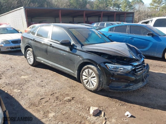 2020 Volkswagen Jetta S with VIN 3VWN57BU6LM068589, listed as a IAAI auction lot 41188256 with 67,810 mi miles. Bid and sale history available at carsss.com. Image 1.