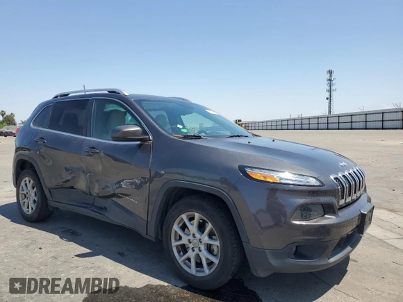 2016 Jeep Cherokee 75th Anniversary с VIN 1C4PJLCS1GW217512, выставлен на аукционе Copart как лот 60060525 с пробегом 111 864 миль миль и Списание • Salvage title. История ставок и продаж доступна на DreamBid. Изображение 4.