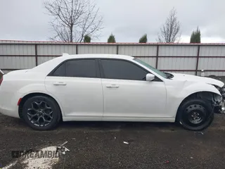 2017 Chrysler 300 S with VIN 2C3CCAGG8HH513893, listed as a IAAI auction lot 41939261 with 75,512 mi miles and . Bid and sale history available at carsss.com. Image 14.