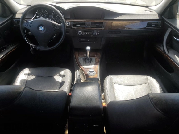 2007 BMW 3 Series 335i with VIN WBAVB73597P100774, listed as a Copart auction lot 56534604 with 157,586 mi miles and Salvage Title. Bid and sale history available at carsss.com. Image 8.