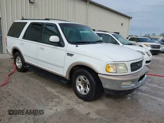 1998 Ford Expedition XLT with VIN 1FMRU1766WLC18376, listed as a IAAI auction lot 41538576 with 176,079 mi miles. Bid and sale history available at carsss.com. Image 1.