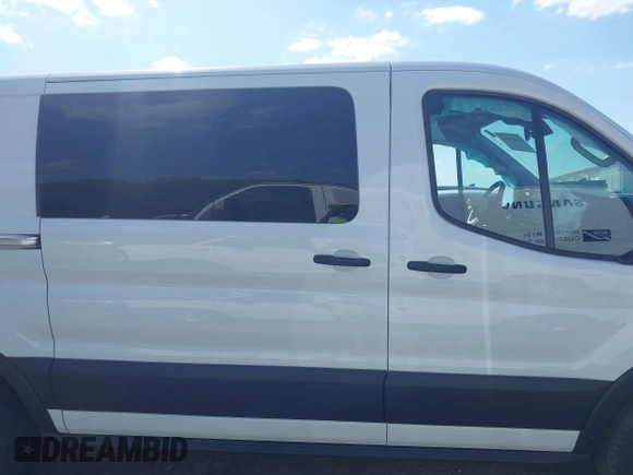 2024 Ford Transit Cargo with VIN 1FTYE1Y80RKB18748, listed as a IAAI auction lot 42069344 with 3,152 mi miles. Bid and sale history available at carsss.com. Image 14.