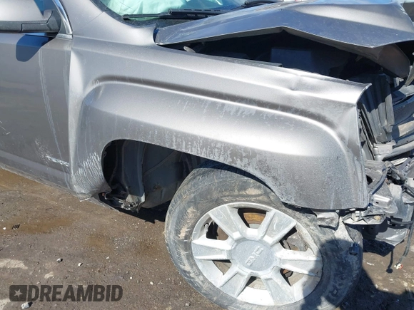 2010 GMC Terrain SLE-1 with VIN 2CTFLCEWXA6272651, listed as a IAAI auction lot 41649596 with 112,538 mi miles. Bid and sale history available at carsss.com. Image 18.