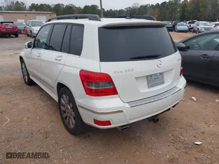 2012 Mercedes-Benz GLK-Class GLK 350 with VIN WDCGG8HB9CF829305, listed as a IAAI auction lot 40763290 with 111,239 mi miles. Bid and sale history available at carsss.com. Image 3.