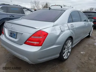 2012 Mercedes-Benz S-Class S 550 with VIN WDDNG7DB2CA456186, listed as a IAAI auction lot 42027448 with 76,997 mi miles. Bid and sale history available at carsss.com. Image 4.