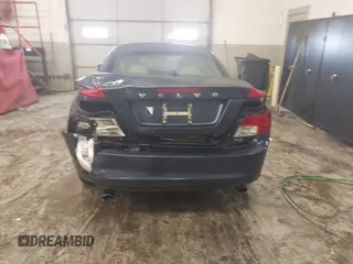 2012 Volvo C70 T5 with VIN YV1672MC2CJ126049, listed as a IAAI auction lot 41417417 with 62,321 mi miles. Bid and sale history available at carsss.com. Image 16.