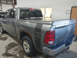 2010 Dodge Ram 1500 SLT with VIN 1D7RV1CT0AS200098, listed as a IAAI auction lot 41813191 with 186,674 mi miles. Bid and sale history available at carsss.com. Image 3.