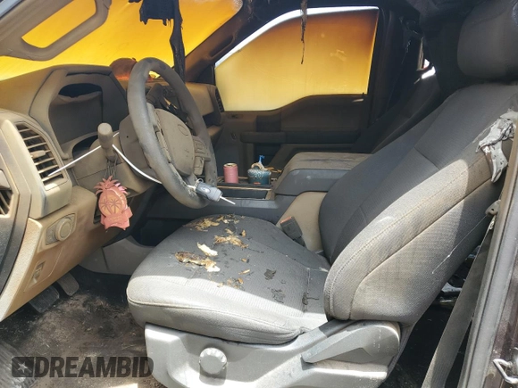 2019 Ford F-150 XL z VIN 1FTEW1E55KKC83601, wystawiony jako Copart lot #60885945 z przebiegiem Nie podano mil oraz Nie do naprawy • Non repairable. Historia ofert i sprzedaży dostępna na DreamBid. Obrazek 7.