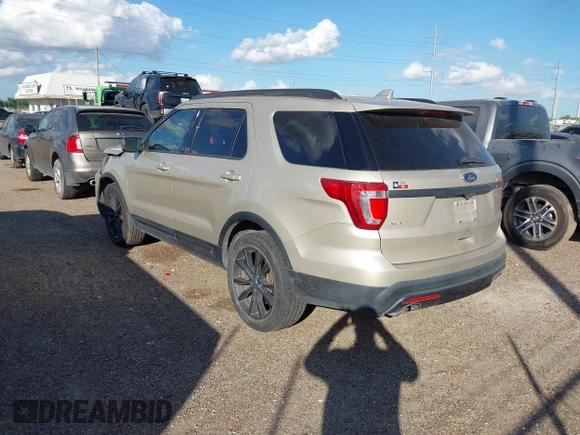 2017 Ford Explorer XLT with VIN 1FM5K7D82HGC04872, listed as a IAAI auction lot 40681891 with 87,480 mi miles and . Bid and sale history available at DreamBid. Image 3.