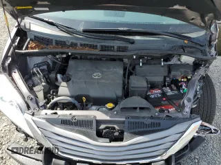 2013 Toyota Sienna XLE с VIN 5TDDK3DC9DS051534, выставлен на аукционе Copart как лот 61487035 с пробегом 66 168 миль миль и Списание • Salvage title. История ставок и продаж доступна на DreamBid. Изображение 12.