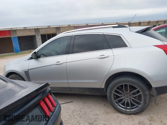2015 Cadillac SRX Luxury Collection with VIN 3GYFNBE39FS535642, listed as a IAAI auction lot 41939207 with 109,842 mi miles. Bid and sale history available at carsss.com. Image 14.
