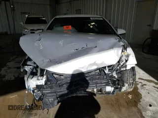 2016 Toyota Camry XLE with VIN 4T1BF1FK0GU133894, listed as a Copart auction lot 48255765 with 145,002 mi miles and Non Repairable. Bid and sale history available at DreamBid. Image 5.