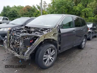 2017 Honda Pilot EX-L z VIN 5FNYF5H77HB033090, wystawiony jako IAAI lot #42359412 z przebiegiem 131 032 mil mil oraz . Historia ofert i sprzedaży dostępna na DreamBid. Obrazek 18.