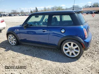 2003 MINI Hardtop S with VIN WMWRE33423TD67736, listed as a Copart auction lot 53428565 with 148,784 mi miles and Clean Title. Bid and sale history available at DreamBid. Image 2.