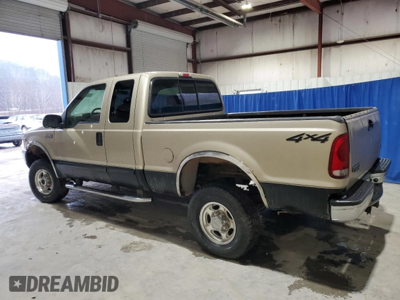 2001 Ford Super Duty F-250 XL with VIN 1FTNX21L31ED74547, listed as a Copart auction lot 84333434 with 161,460 mi miles and Clean Title. Bid and sale history available at carsss.com. Image 2.
