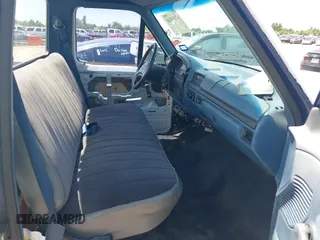1996 Ford F-250 with VIN 2FTHF25G7TCA38325, listed as a IAAI auction lot 42463748 with Not provided miles and . Bid and sale history available at DreamBid. Image 5.