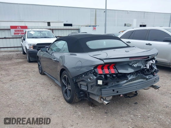2025 Ford Mustang EcoBoost with VIN 1FAGP8UH9S5104992, listed as a IAAI auction lot 41591004 with 470 mi miles. Bid and sale history available at carsss.com. Image 3.