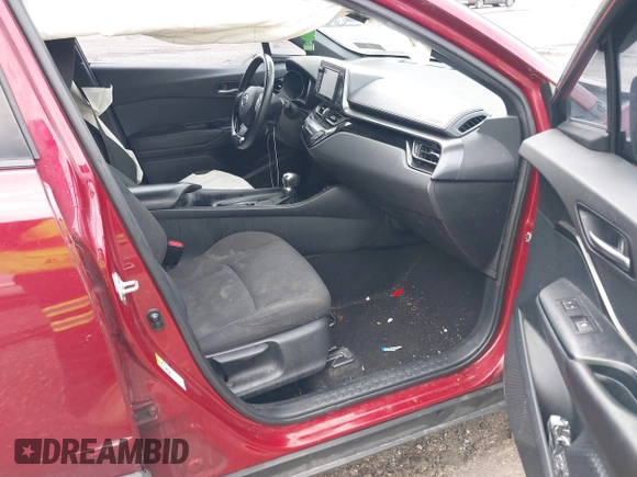 2018 Toyota C-HR XLE z VIN NMTKHMBX7JR005504, wystawiony jako IAAI lot #41806239 z przebiegiem 114 475 mil mil oraz . Historia ofert i sprzedaży dostępna na DreamBid. Obrazek 5.
