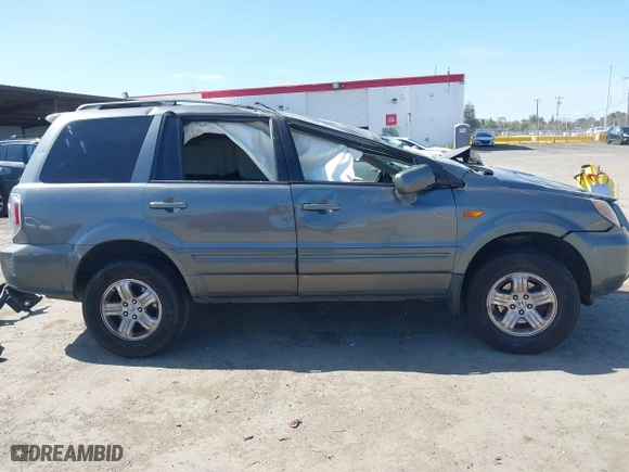 2008 Honda Pilot VP with VIN 5FNYF28298B005049, listed as a IAAI auction lot 41778449 with 139,505 mi miles. Bid and sale history available at carsss.com. Image 14.