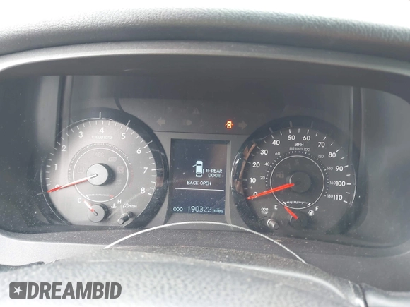 2015 Toyota Sienna LE AAS with VIN 5TDKK3DC0FS588089, listed as a IAAI auction lot 42501791 with 190,322 mi miles and . Bid and sale history available at DreamBid. Image 7.