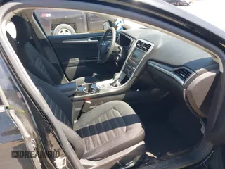 2016 Ford Fusion SE with VIN 3FA6P0H72GR402271, listed as a IAAI auction lot 42109160 with 144,295 mi miles and . Bid and sale history available at carsss.com. Image 5.