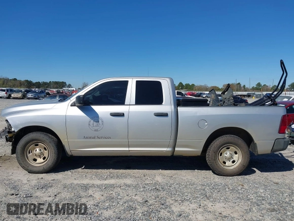 2018 Ram 1500 Express with VIN 1C6RR6FT8JS132373, listed as a IAAI auction lot 41824250 with 196,671 mi miles and . Bid and sale history available at DreamBid. Image 14.