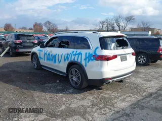 2022 Mercedes-Benz GLS 450 z VIN 4JGFF5KE7NA605029, wystawiony jako IAAI lot #41084955 z przebiegiem 47 501 mil mil oraz . Historia ofert i sprzedaży dostępna na DreamBid. Obrazek 3.