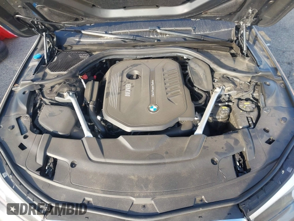 2018 BMW 7 Series 740i with VIN WBA7E2C55JB214987, listed as a IAAI auction lot 41733790 with 96,738 mi miles. Bid and sale history available at carsss.com. Image 10.