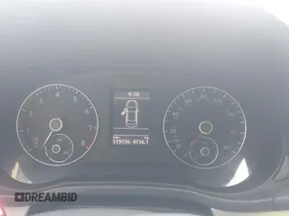 2012 Volkswagen Passat SE с VIN 1VWBP7A39CC082767, выставлен на аукционе IAAI как лот 42096139 с пробегом 119 736 миль миль и . История ставок и продаж доступна на DreamBid. Изображение 7.