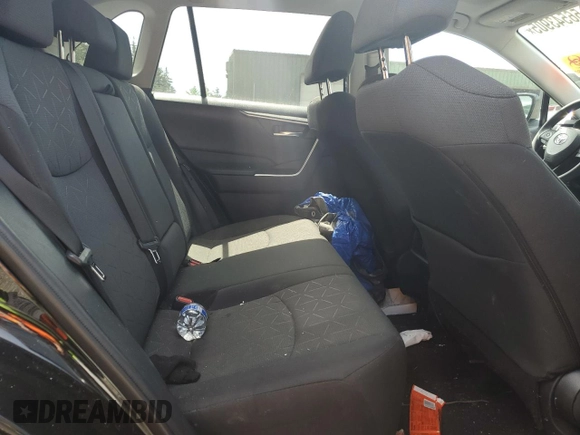 2021 Toyota RAV4 XLE with VIN 2T3P1RFV9MW181006, listed as a Copart auction lot 56543905 with 63,937 mi miles and Clean title. Bid and sale history available at DreamBid. Image 11.