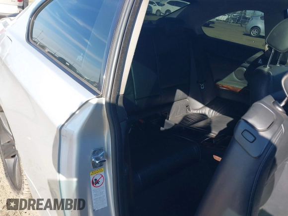 2009 BMW 3 Series 335i с VIN WBAWB73549P044945, выставлен на аукционе IAAI как лот 41556993 с пробегом 185 832 миль миль и . История ставок и продаж доступна на DreamBid. Изображение 8.