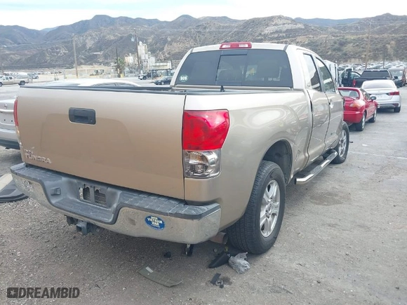2007 Toyota Tundra SR5 with VIN 5TFRV54197X031872, listed as a IAAI auction lot 41593418 with 246,426 mi miles. Bid and sale history available at carsss.com. Image 4.